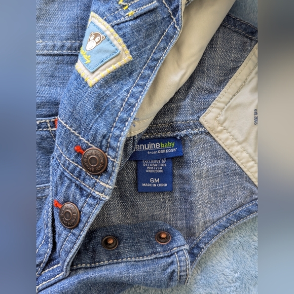 Osh Kosh denim overalls - size 6 months - Picture 4 of 4